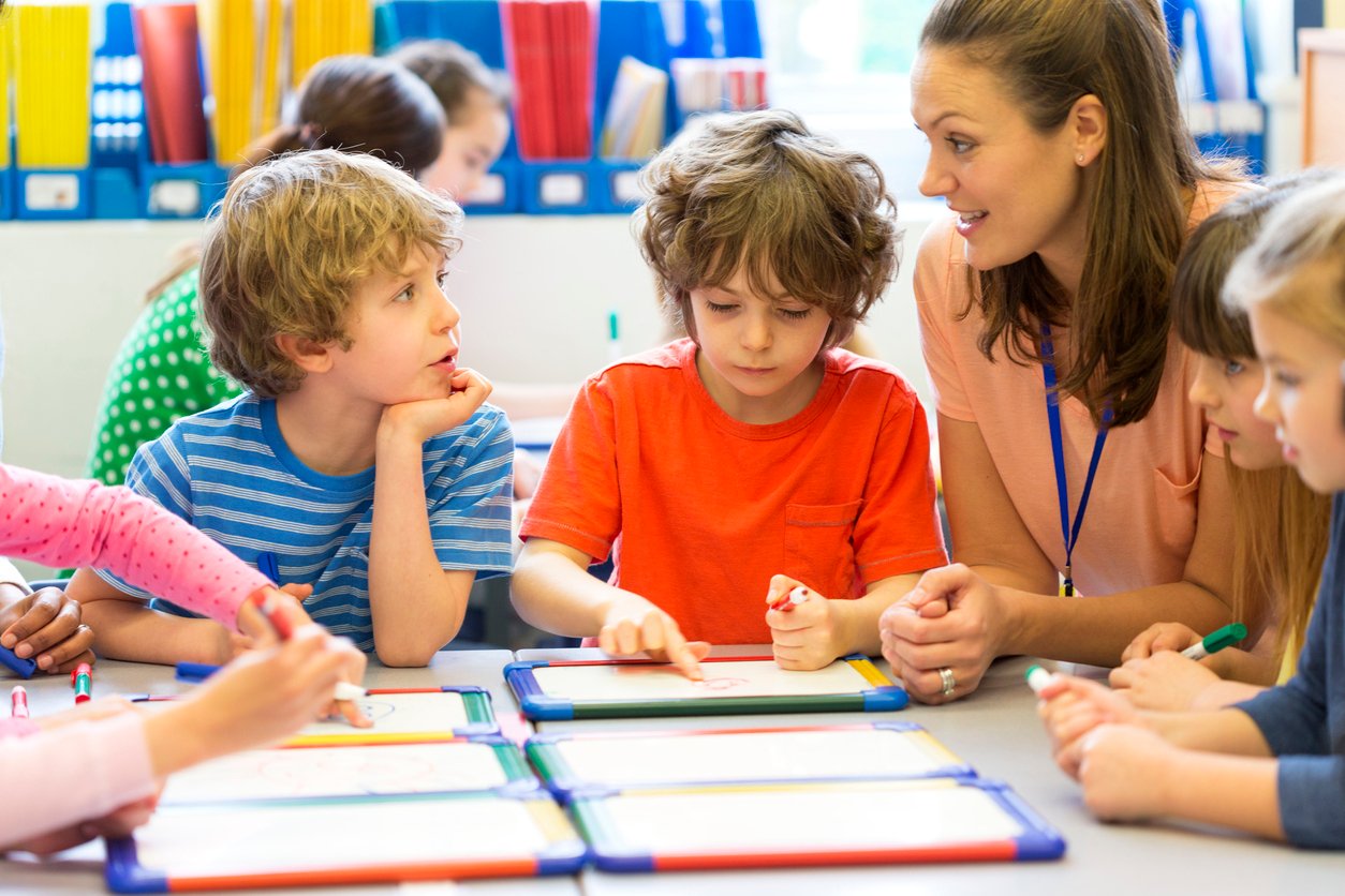 EA helping small group of students
